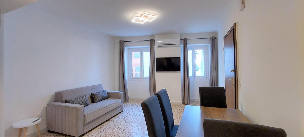 Athens Plaka Family Suites Екстер'єр фото